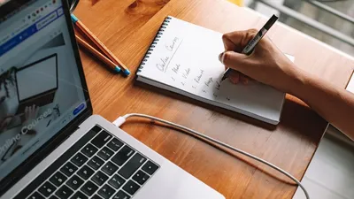 Systeme.io vs Teachable 2026: cuál elegir para vender cursos